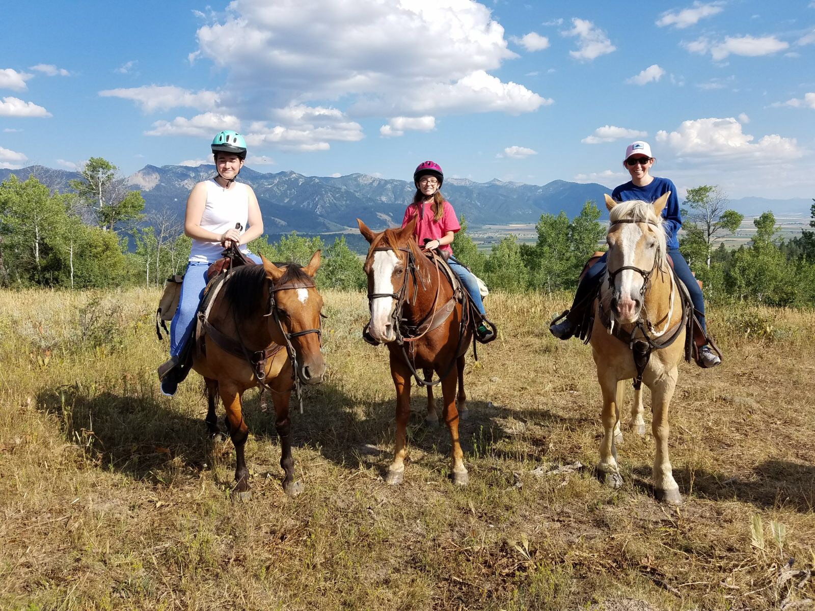 Katerine and her host kids horse back riding!